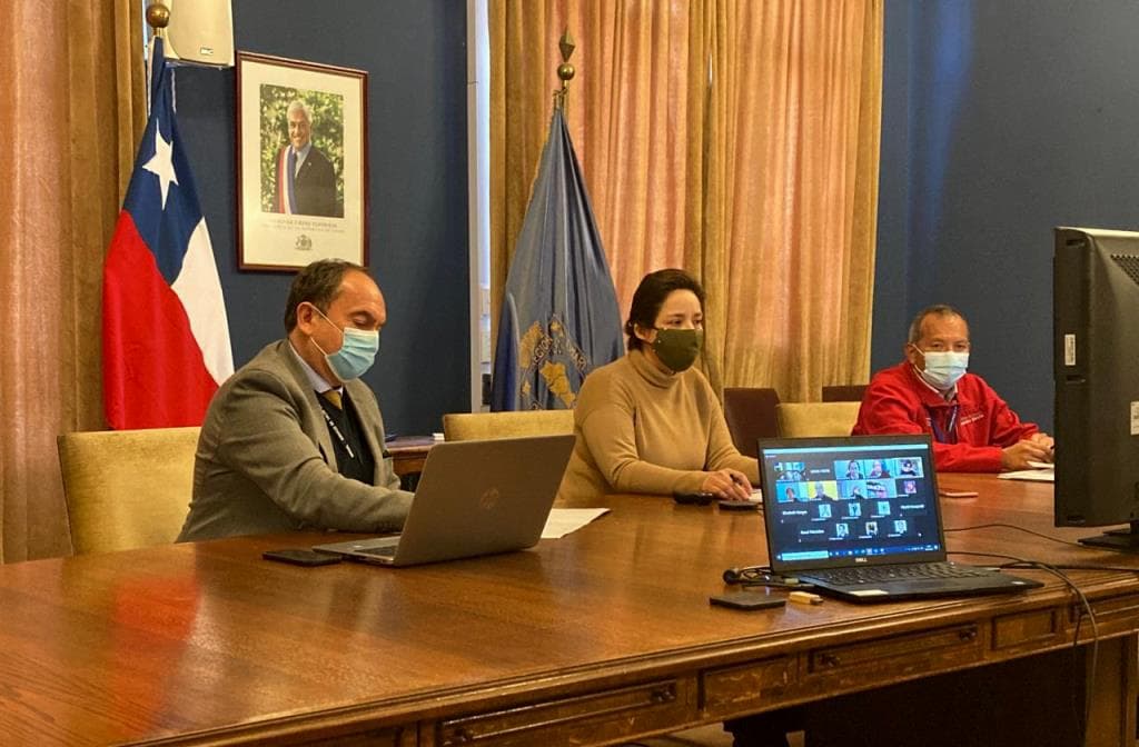 Intendenta Lucia Pinto expone situación regional de la pandemia ante el congreso