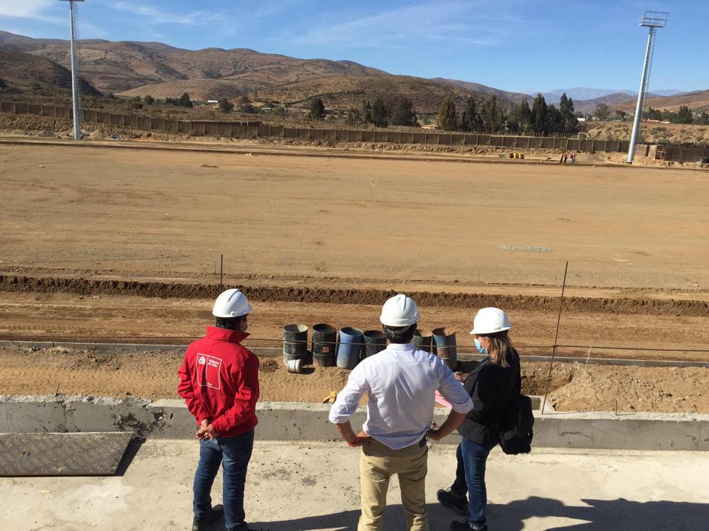 Estadio de Canela muestra un gran avance en su construcción