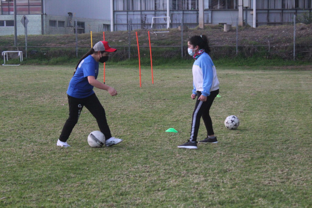 Vuelve a los entrenamientos la Escuela del Club Deportivo Femenino de La Serena