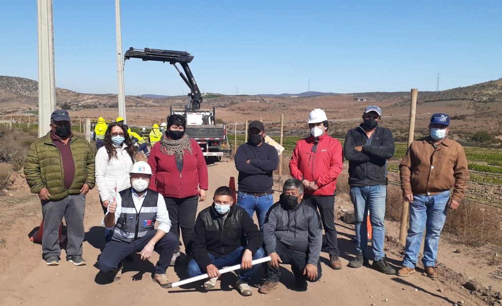 Inician obras de electrificación para familias de El Progreso de Ovalle