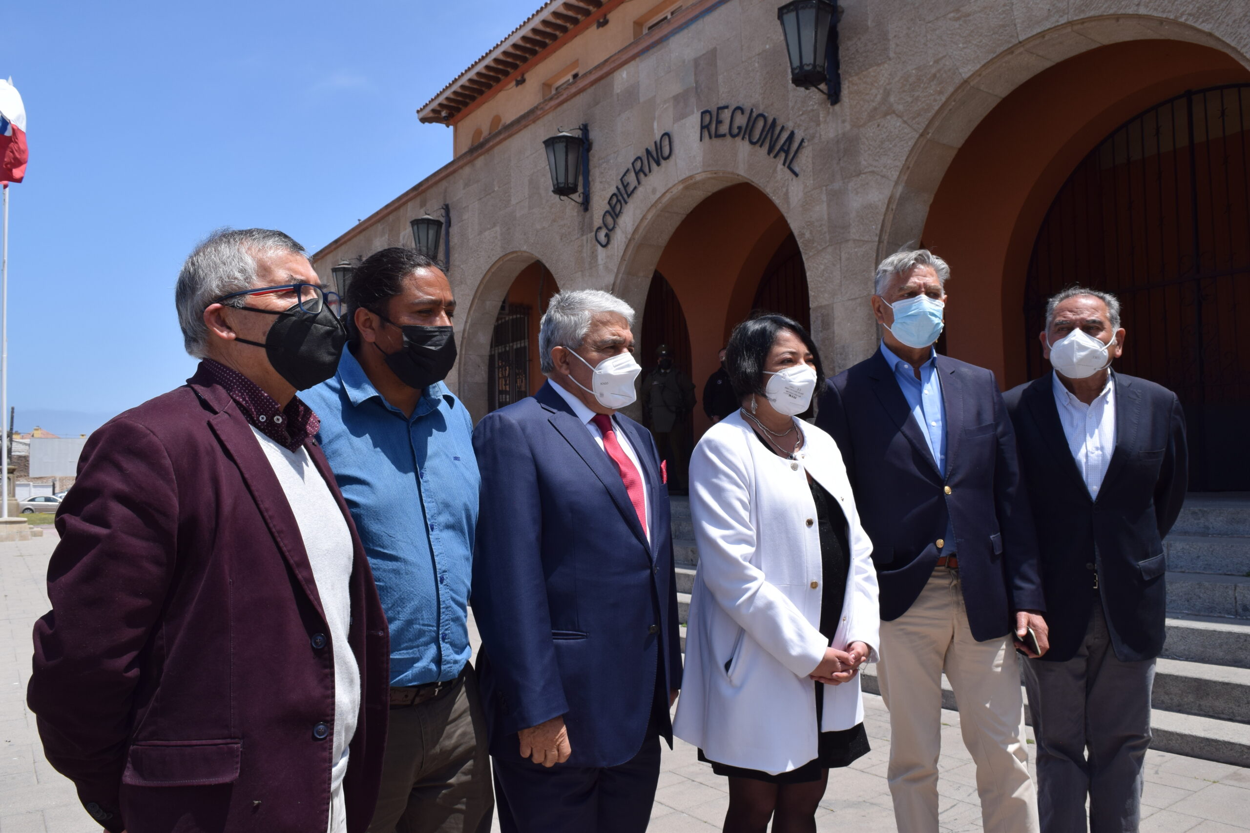 Aprueban compra de camiones aljibe y construcción de estación médico rural de La Calera de San Julián de Ovalle