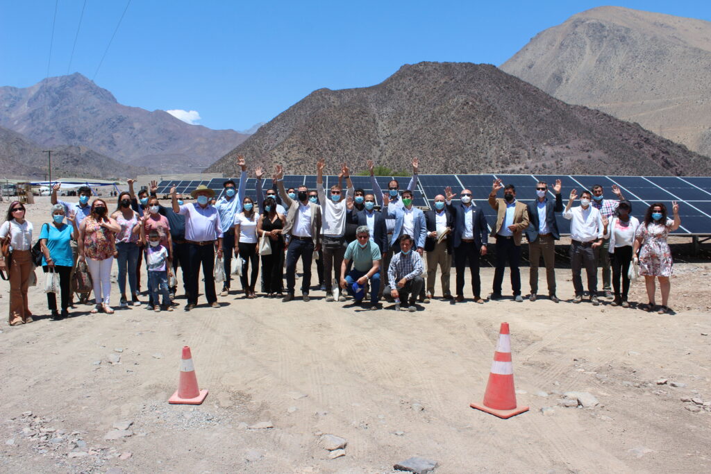 Autoridades inauguran el nuevo parque fotovoltaico Santa Francisca en Vicuña