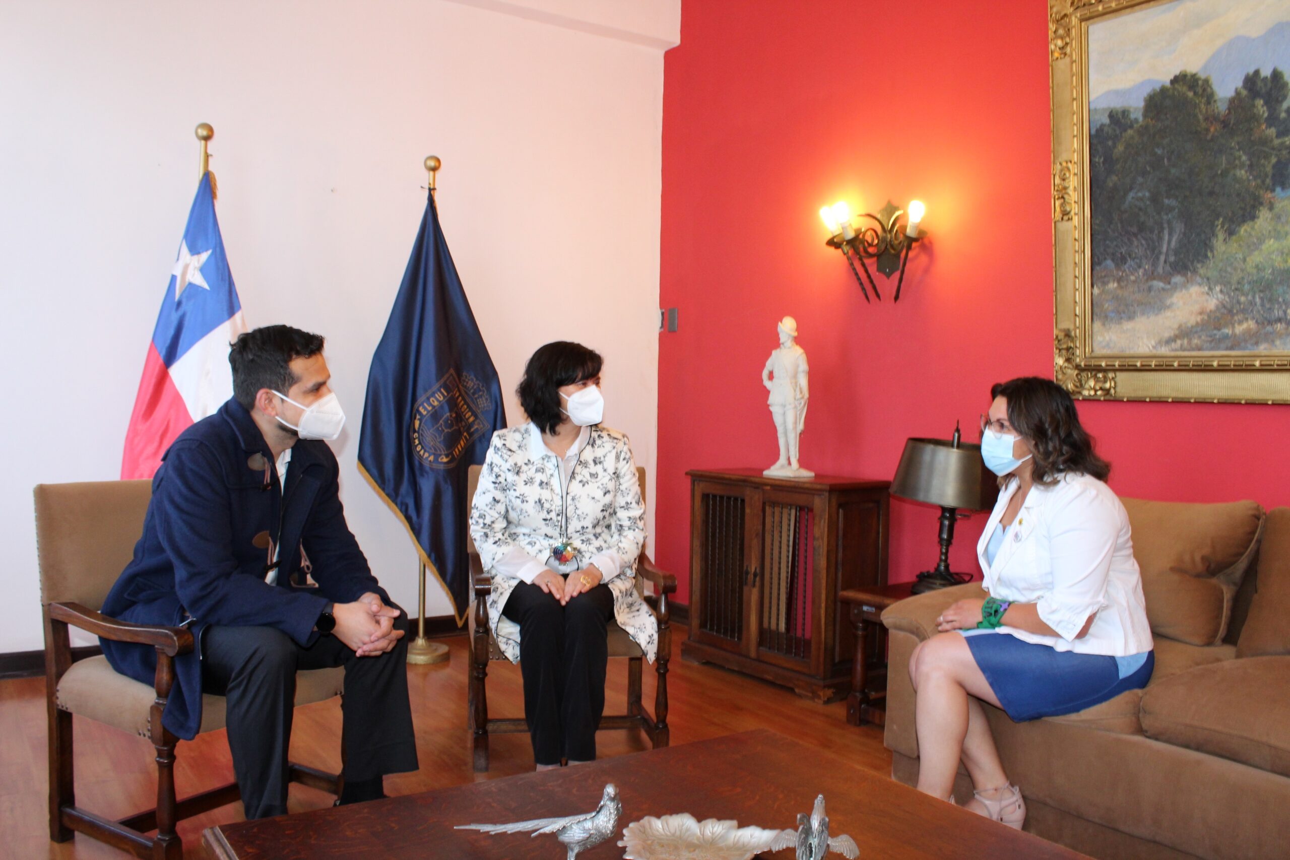 Presentan a las Secretarias Regionales de Salud y Educación para la Región de Coquimbo