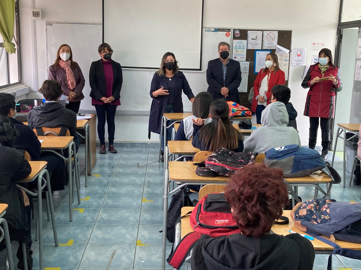 En colegio José Manuel Balmaceda de La Serena autoridades dialogan con estudiantes y docentes sobre educación no sexista