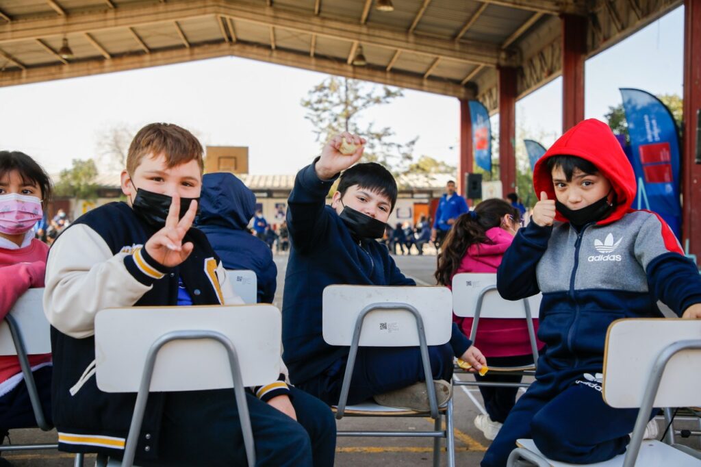 Ministerio del Deporte lanza programa 2022 de talleres deportivos y recreativos en escuelas para abordar problema de convivencia y salud mental