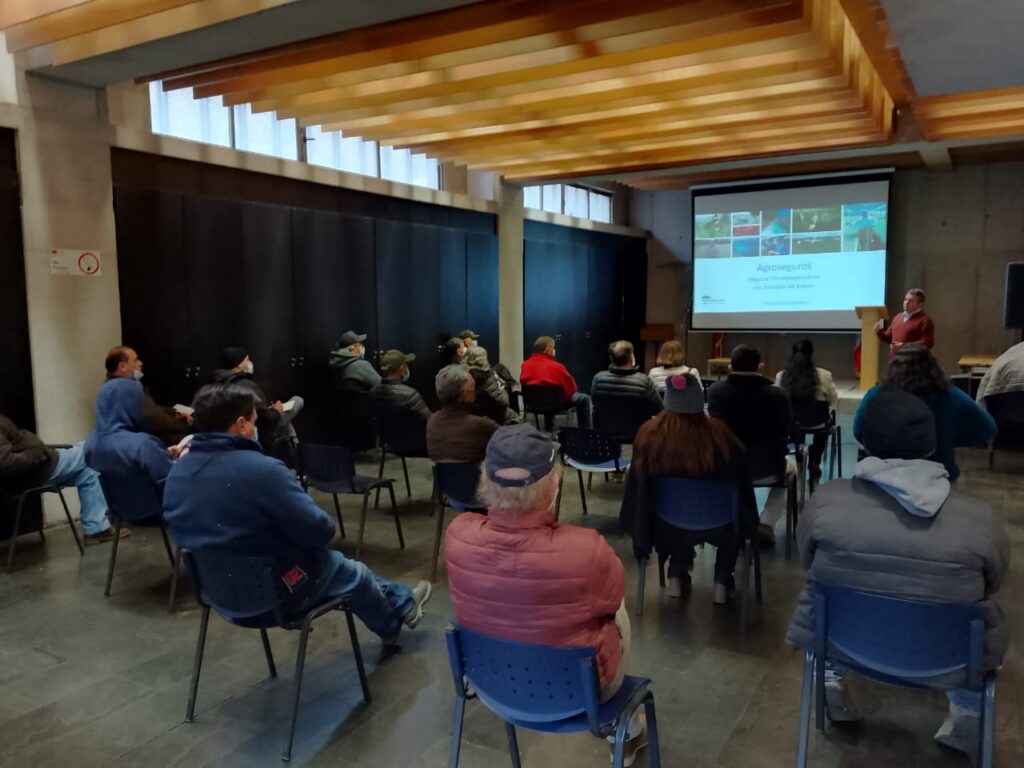 AGROSEGUROS DEL MINAGRI REALIZA CONVERSATORIO CON AGRICULTORES DE COQUIMBO SOBRE LOS SEGUROS PARA EL AGRO