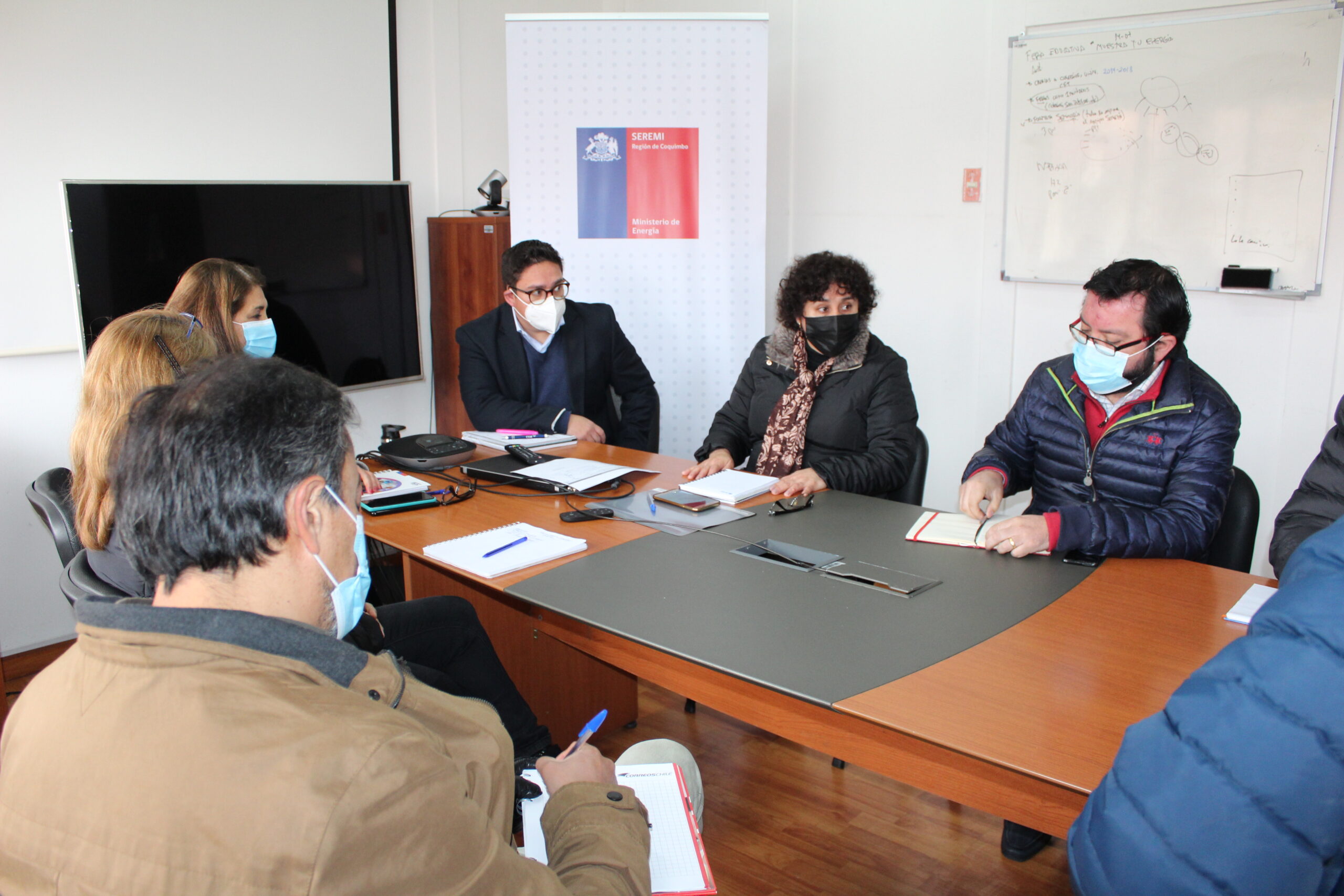 Crean mesa de trabajo para afrontar los choques a postes en la Región