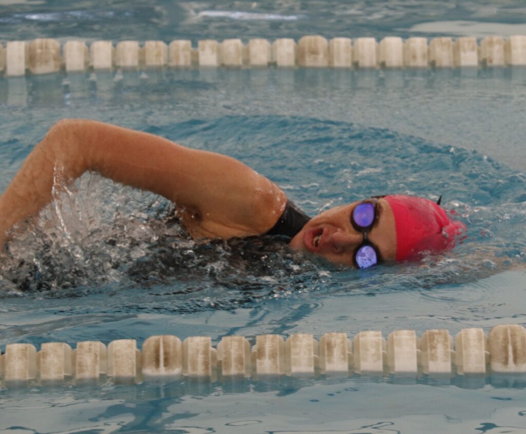 Retornan las competencias de la natación escolar