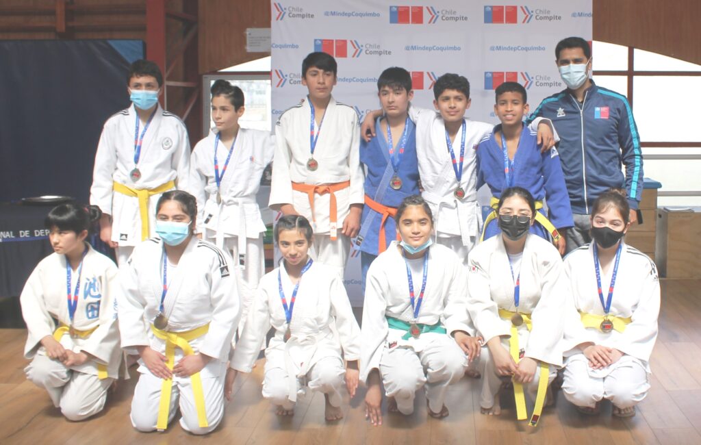 Judo regional  definió representantes para la final nacional de los Juegos Escolares.