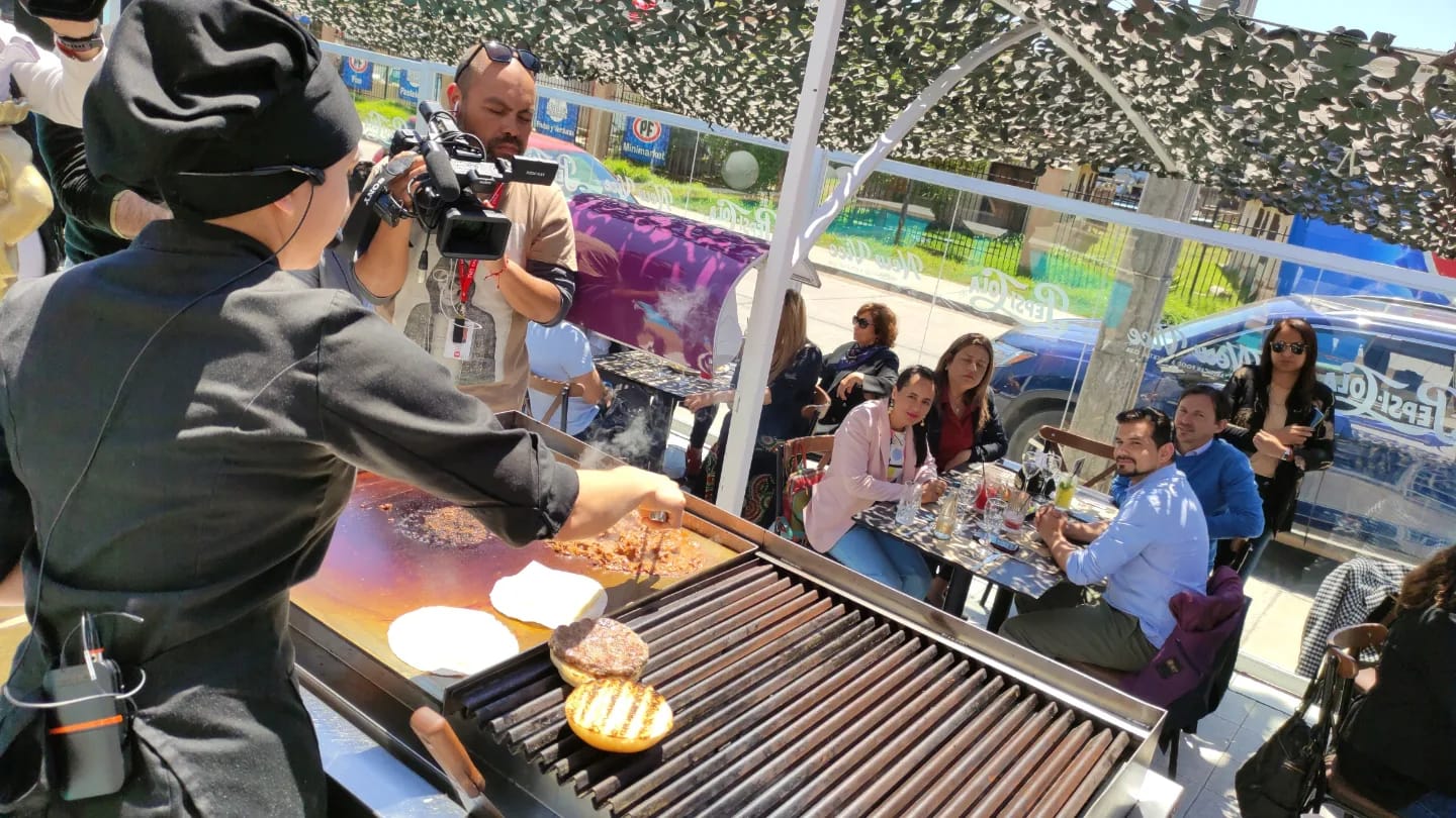 Carne de cabrito se toma la mesa de restaurantes del borde costero de La Serena y Coquimbo