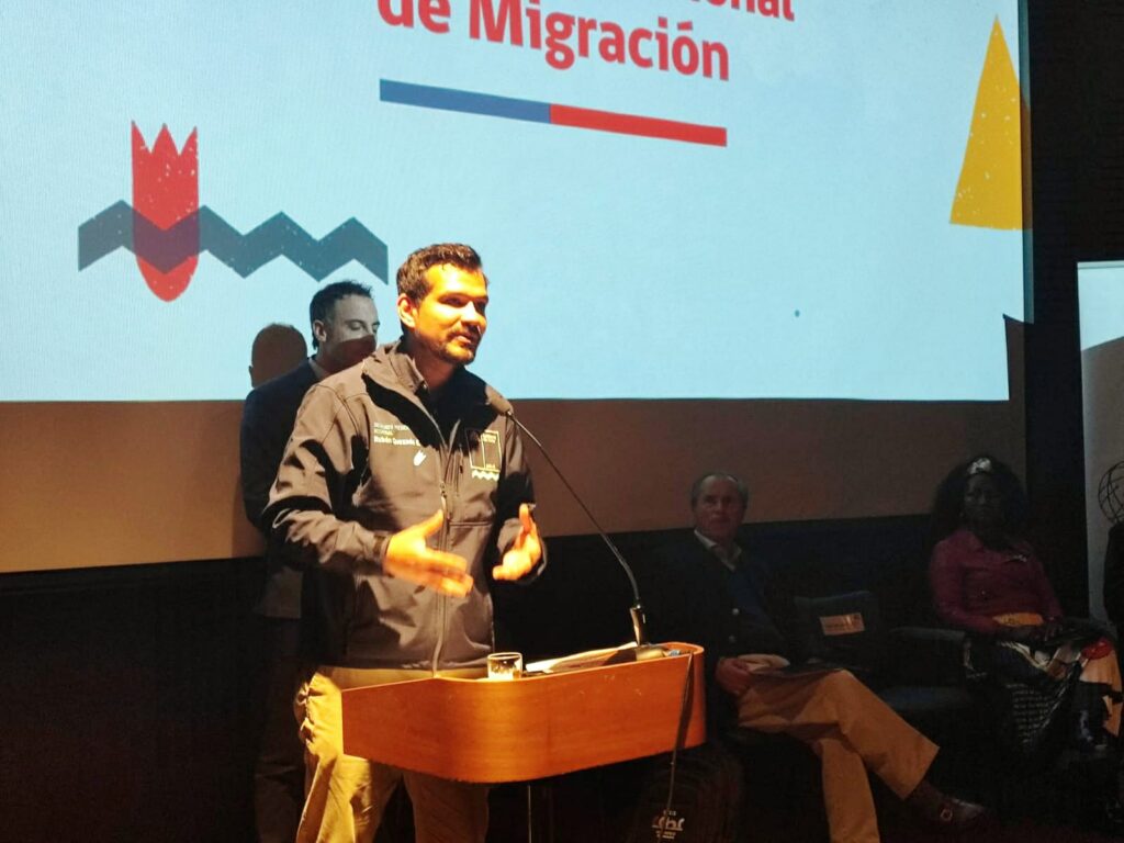 Gobierno impulsa diálogos participativos para<br>recoger opiniones y formular una nueva<br>política nacional de migración