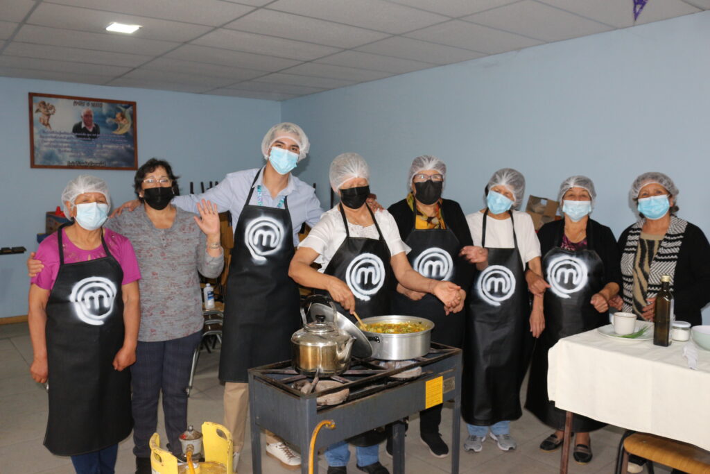 Adultos mayores de Limarí participaron en concurso de comida saludable