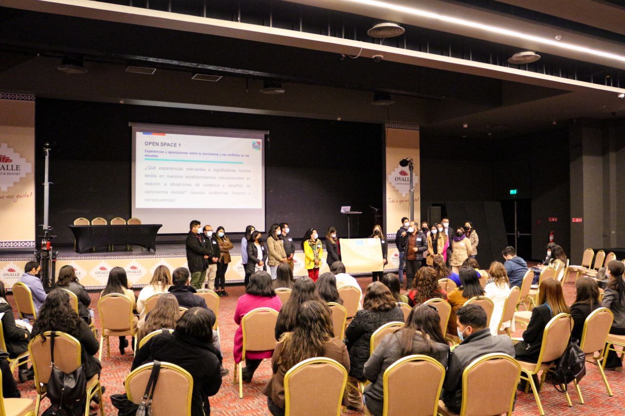 Docentes y asistentes de la educación se capacitaron en convivencia escolar y salud mental