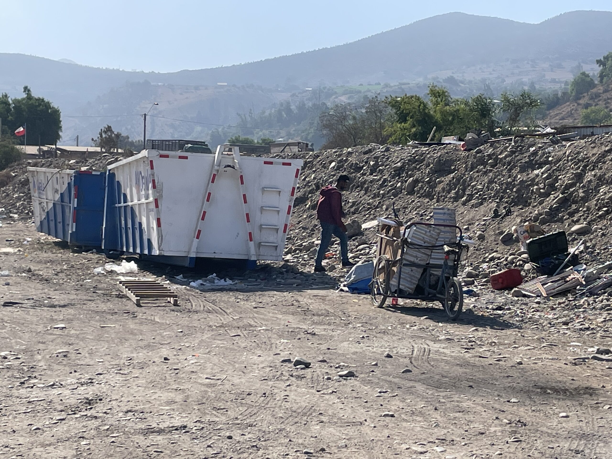 Denuncian intervención en contenedores de basura histórica en Ovalle