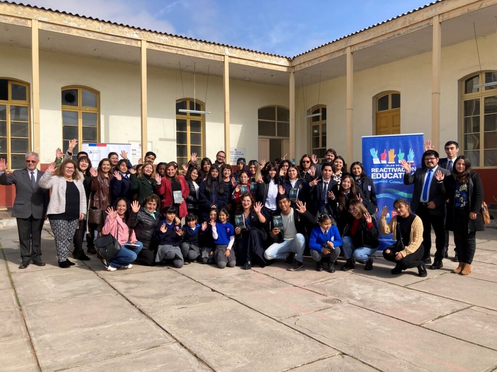 Presentan VII versión del concurso literario<br>“El Sello Gabriela Mistral” un espacio<br>de creación para estudiantes